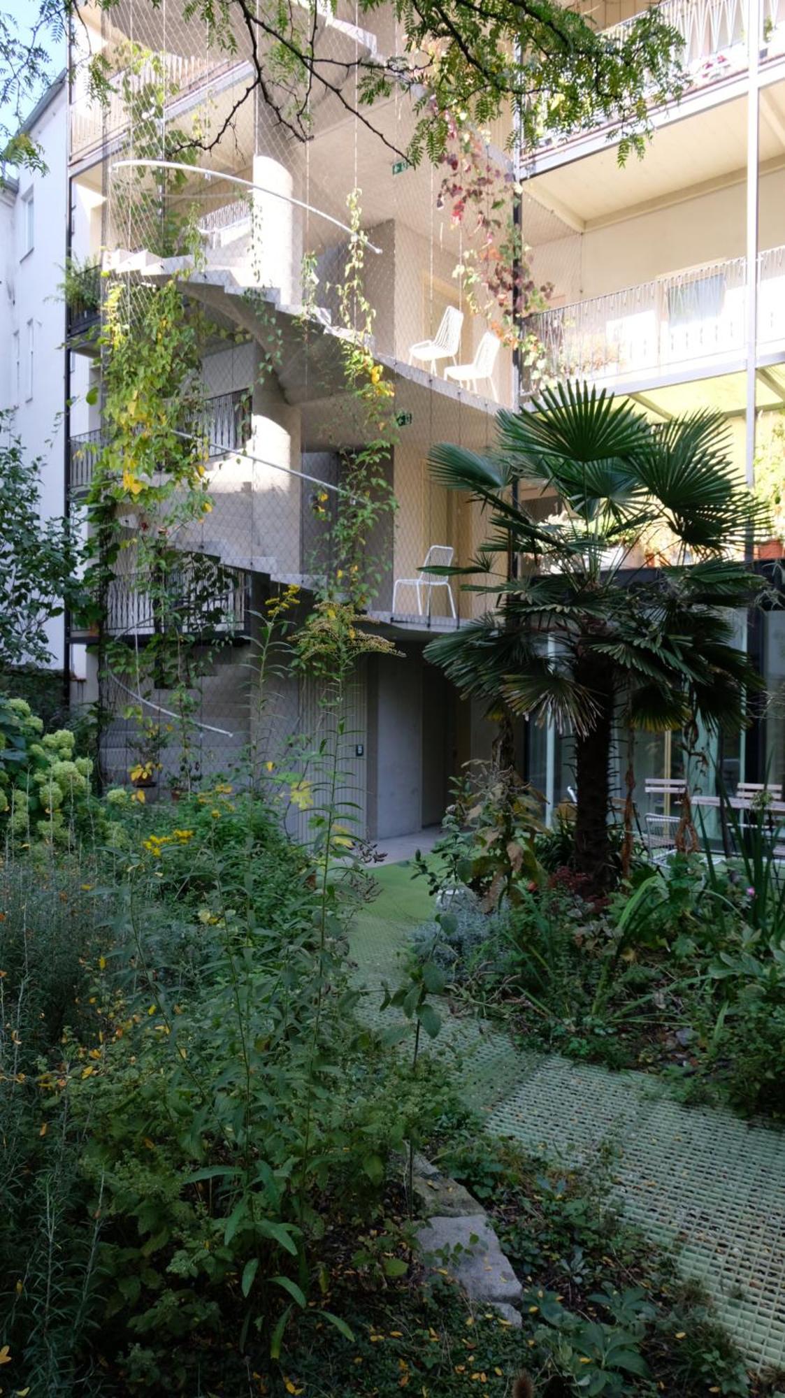 Schick Und Luftig Im Herzen Von Linz Esterno foto